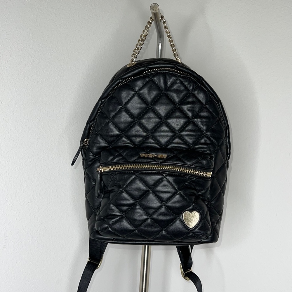 🔹 Twin-Set Quilted Backpack